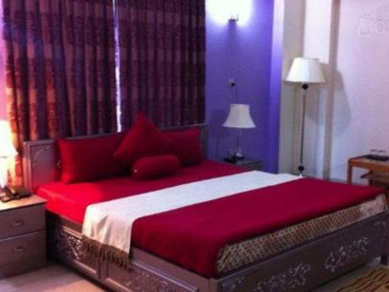 Mir Continental Hotel Muzaffarabad Bagian luar foto