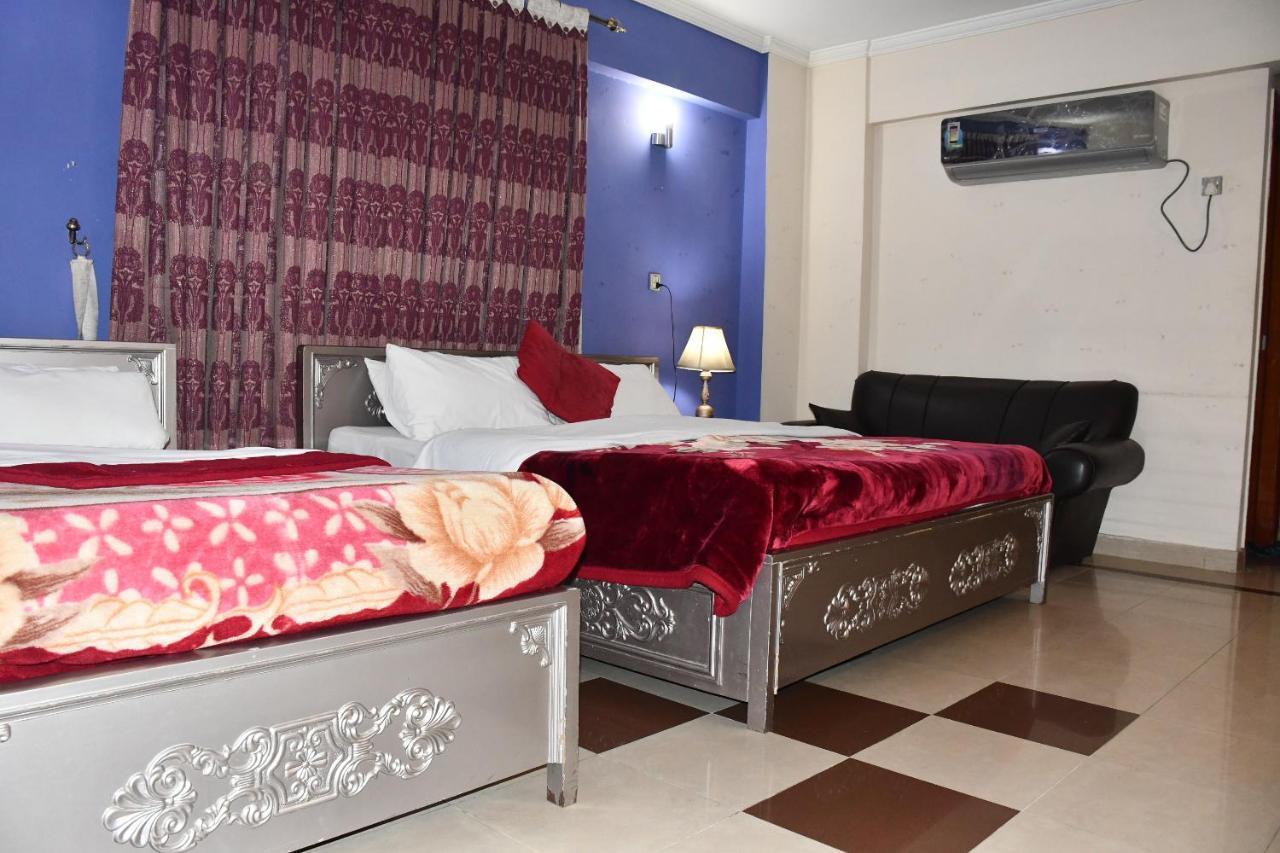 Mir Continental Hotel Muzaffarabad Bagian luar foto