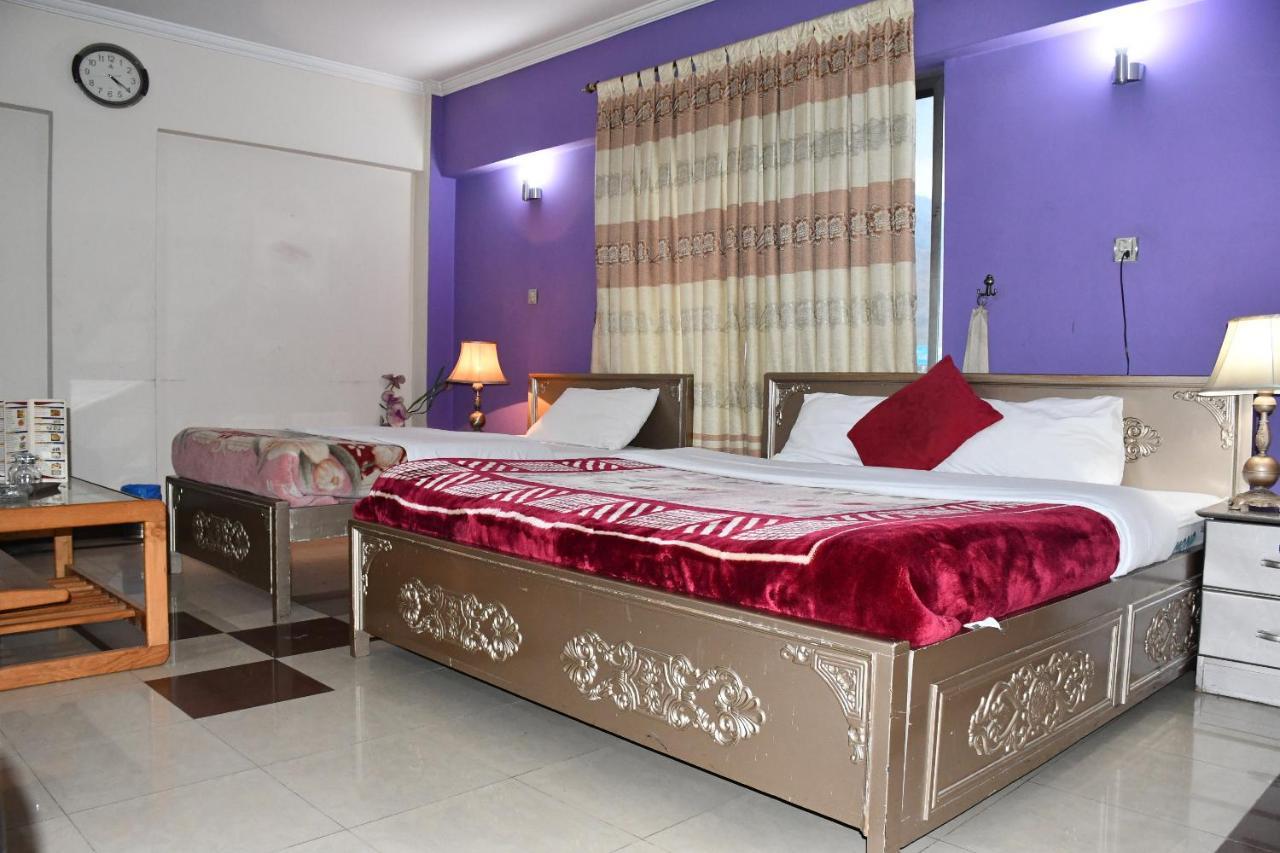 Mir Continental Hotel Muzaffarabad Bagian luar foto